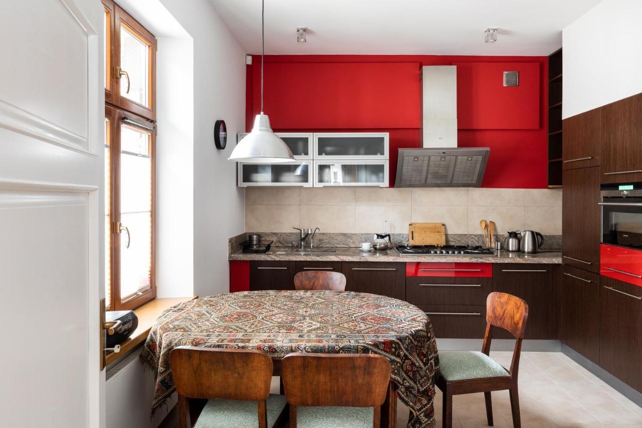 Palac Zieleniewskich Apartamenty Sw Marka 31 Krakow Bagian luar foto