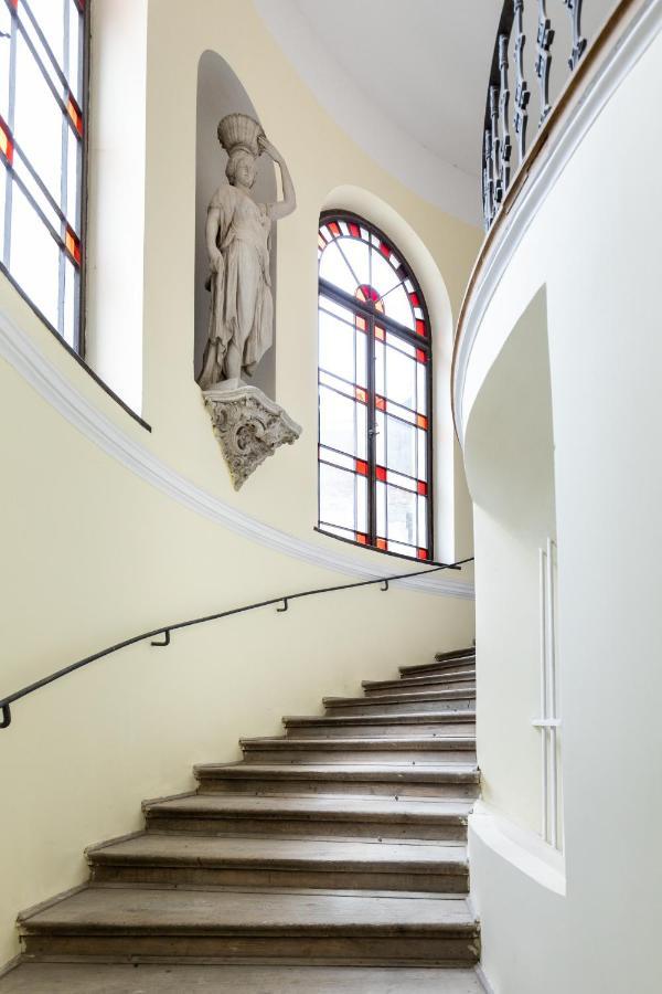 Palac Zieleniewskich Apartamenty Sw Marka 31 Krakow Bagian luar foto