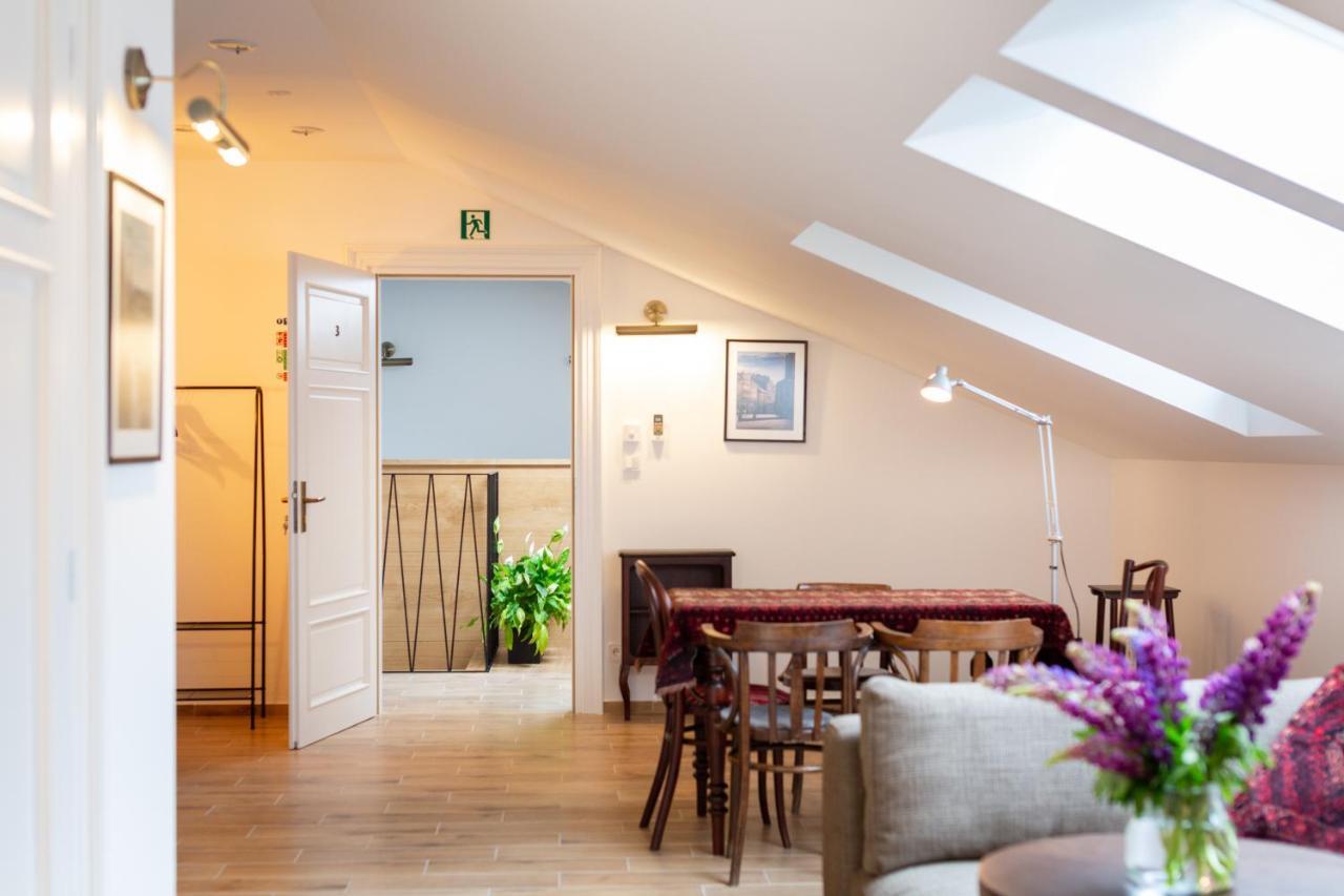 Palac Zieleniewskich Apartamenty Sw Marka 31 Krakow Bagian luar foto